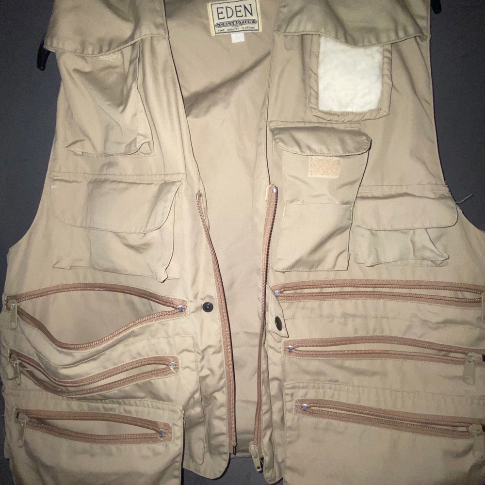 Vintage fishing vest preowned zip up lots zippers